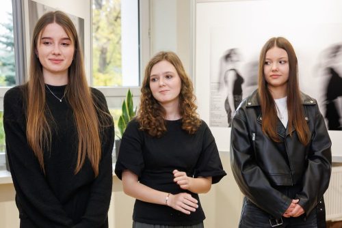 16.10.2025-otwarcie-wystawy-TEMPUS-FUGIT-16