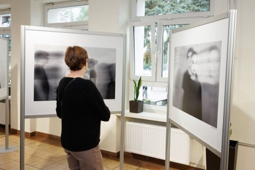 16.10.2025-otwarcie-wystawy-TEMPUS-FUGIT-4